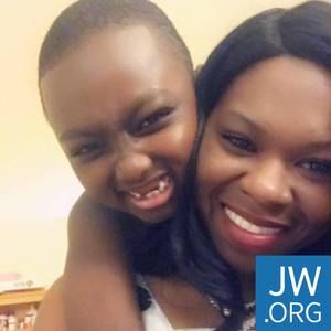 Meet your Posher, Lori-ann